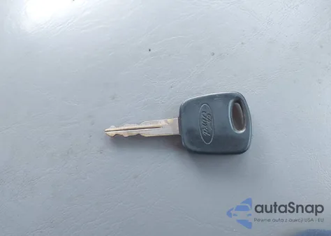 2003 Ford F-150 Lariat/Xl/Xlt z USA, uszkodzony, nr VIN 1FTRX18L83NB36245